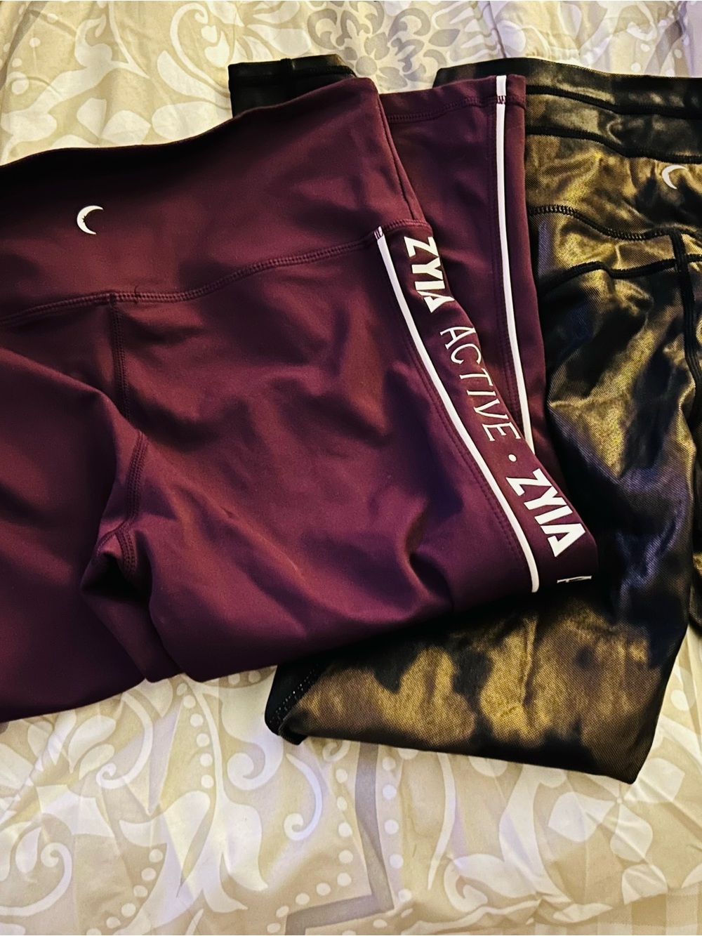 ZYIA Active bundle Burgundy Athletic Leggings